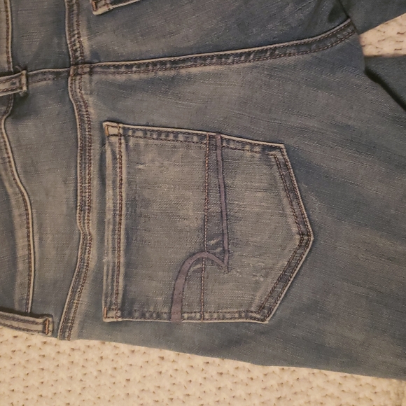 American Eagle Midi AEO Denim Cafe Shorts - Picture 11 of 12